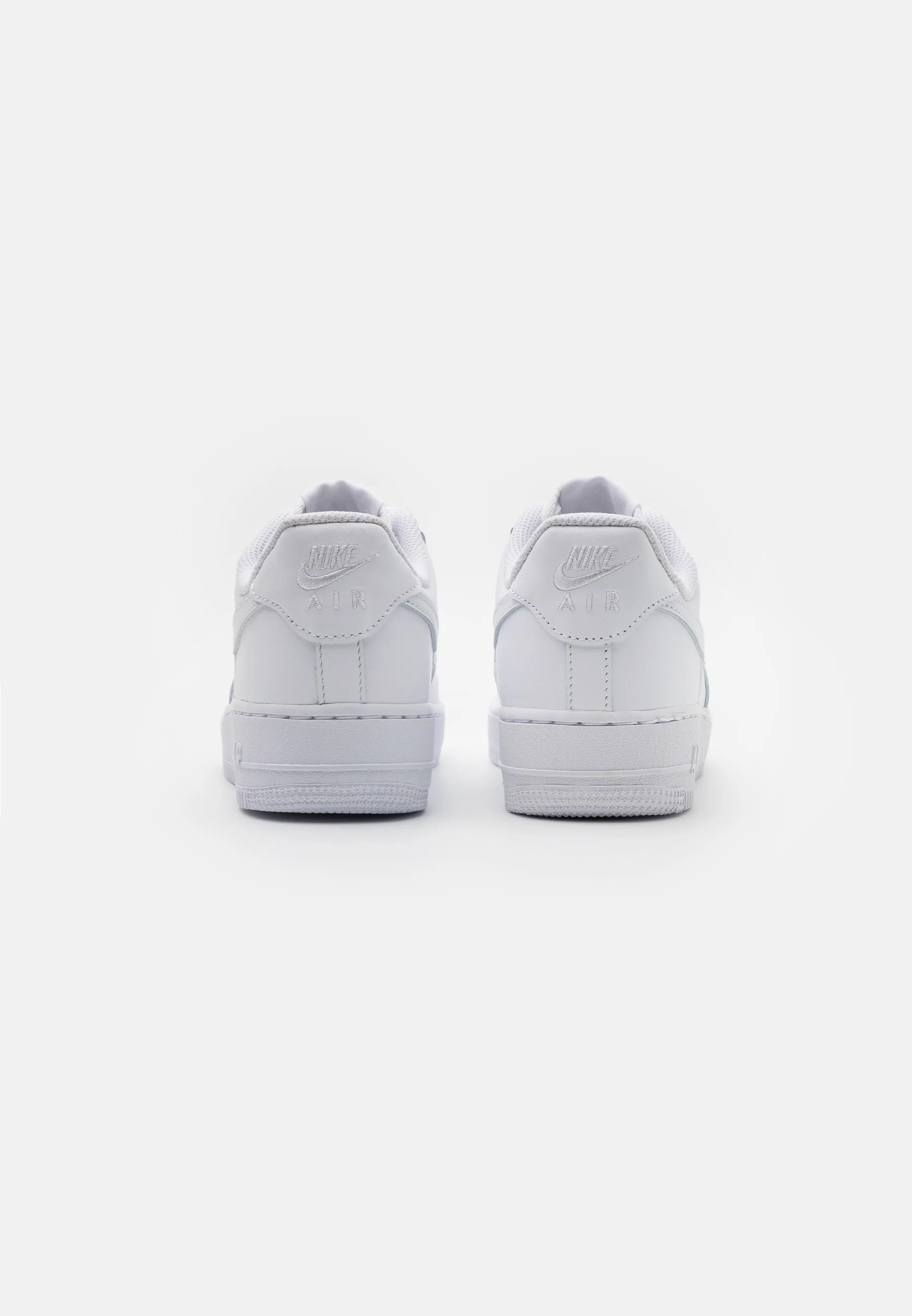 NIKE AIR